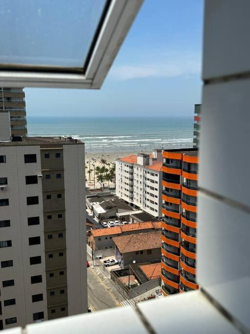 Apto Em Praia Grande, Aviacao, 150 M Da Praia! Dış mekan fotoğraf